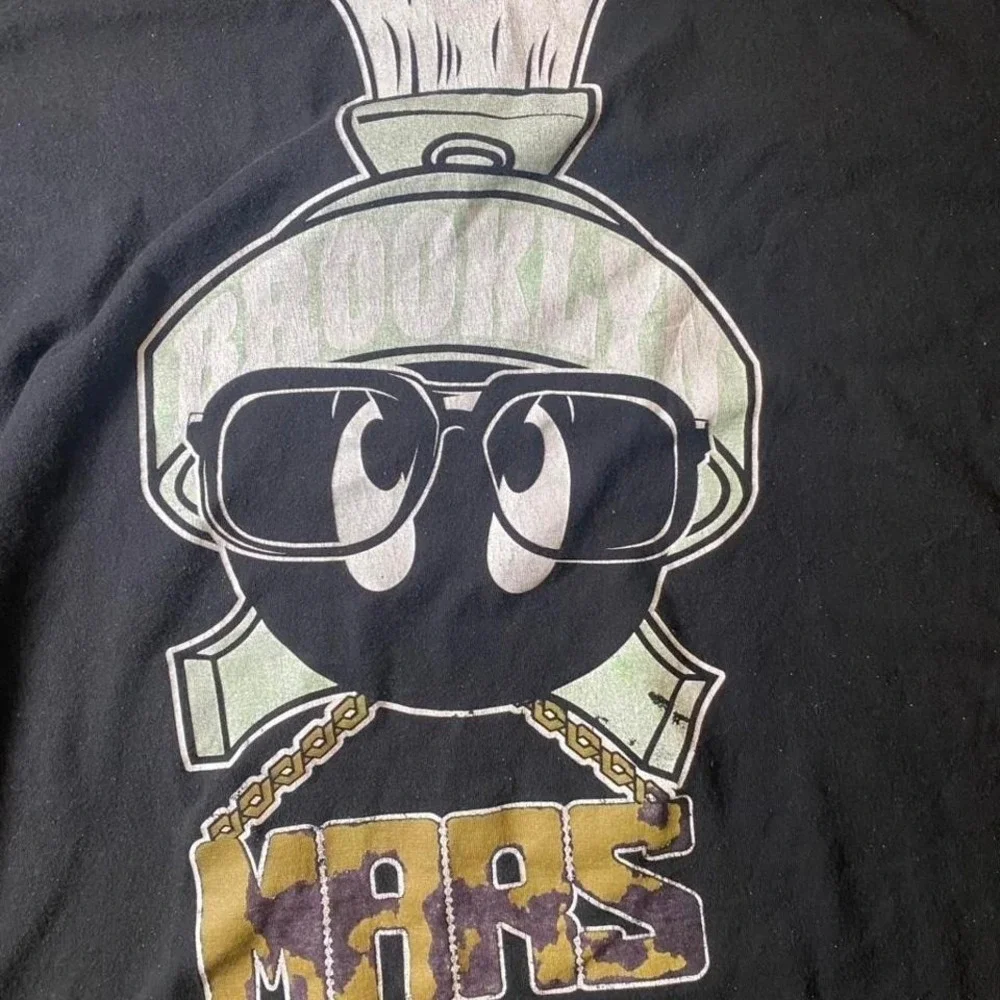 Jordan Marvin the Martian tee Size L